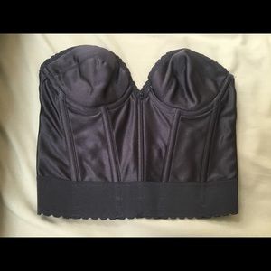 Strapless bustier bra